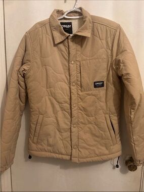 Oakley Quilted Insulated Puffer Jacket in Tan